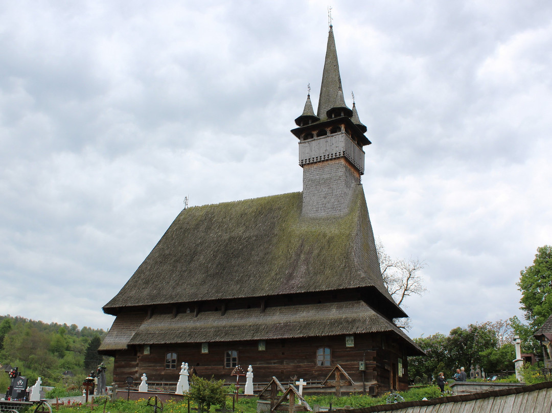 St Nicholas Church in Budesti Josani景点图片