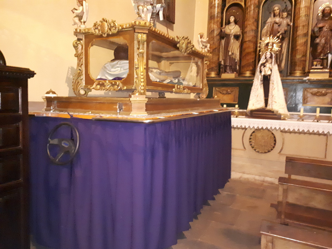 Iglesia de Santa Maria de Sabada-Lastres必去景点