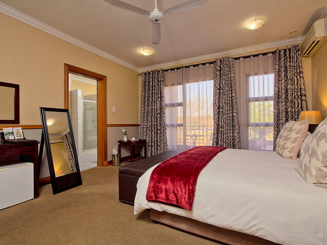 Centurion Golf Suites Boca Walk主图