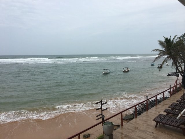 阿马亚礁石酒店主图