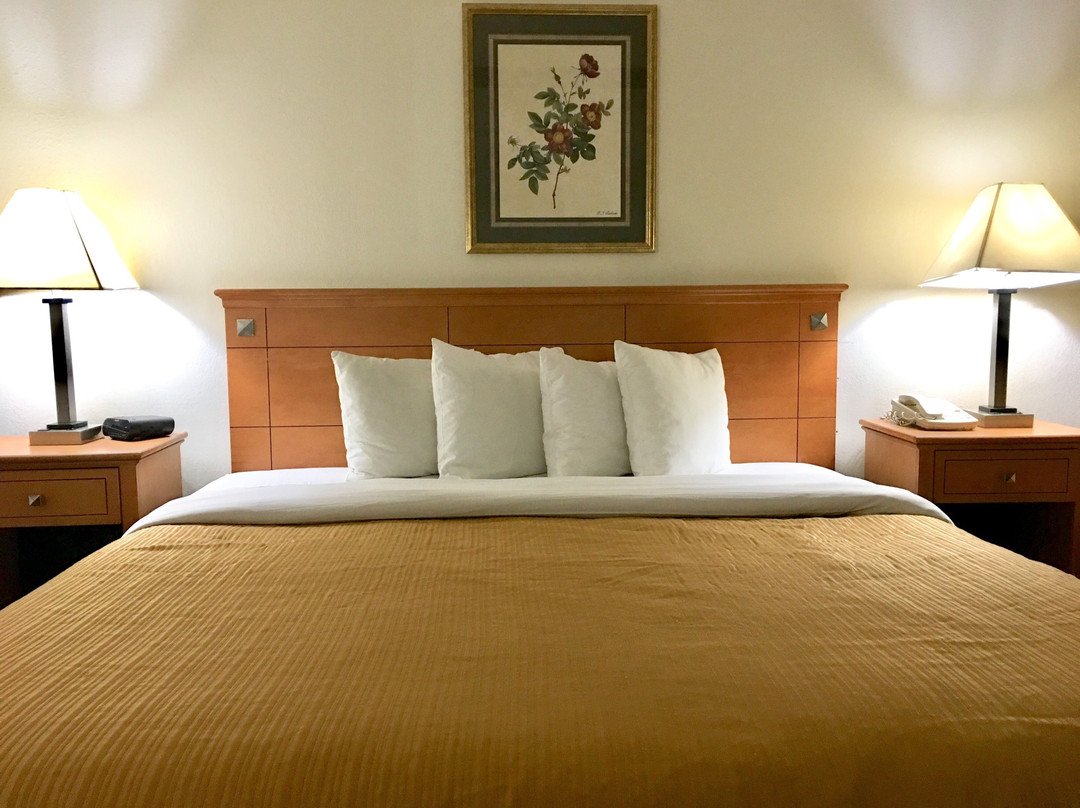 Red Carpet Inn Chambersburg主图