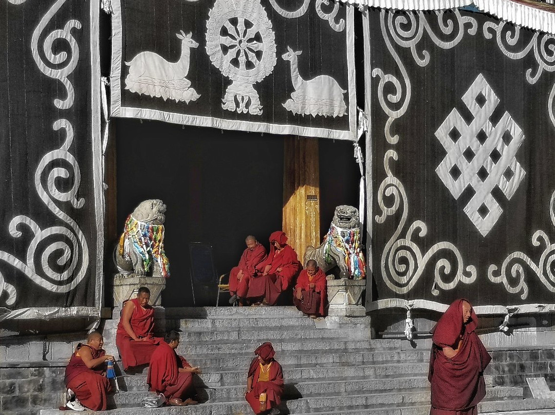东竹林寺景点图片