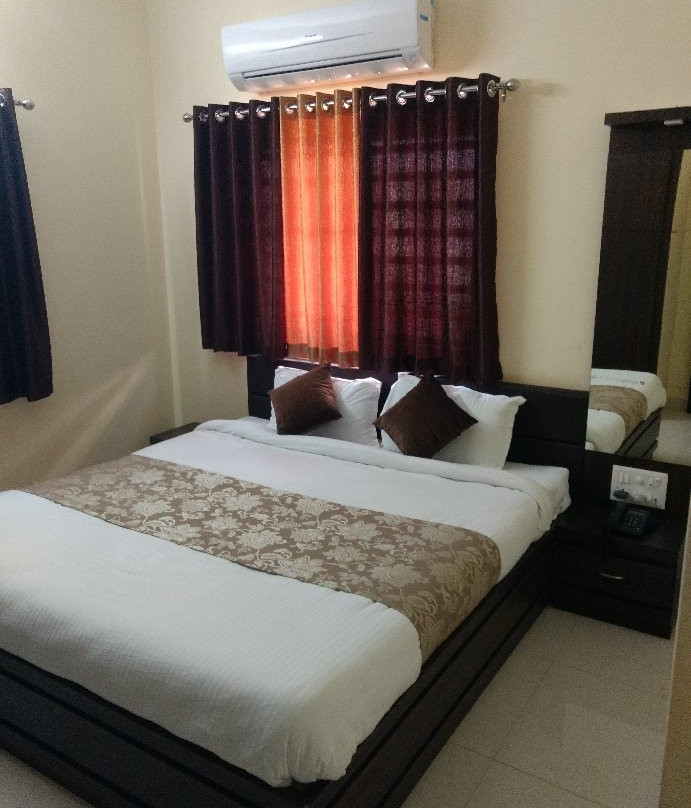 Daze Off Studio House主图