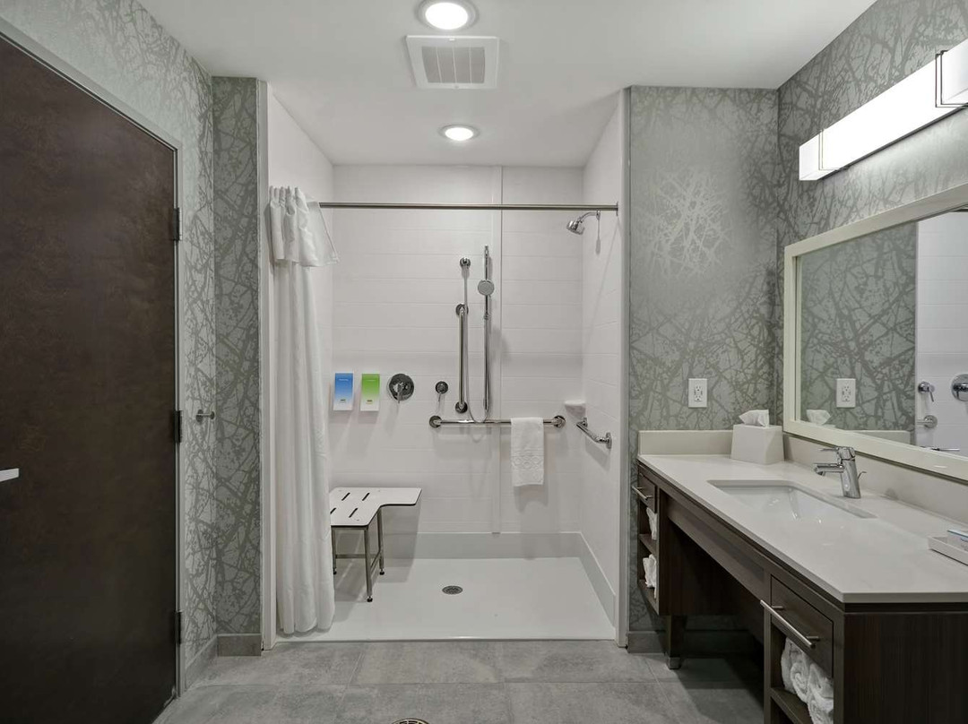 Home2 Suites by Hilton Grand Rapids North主图