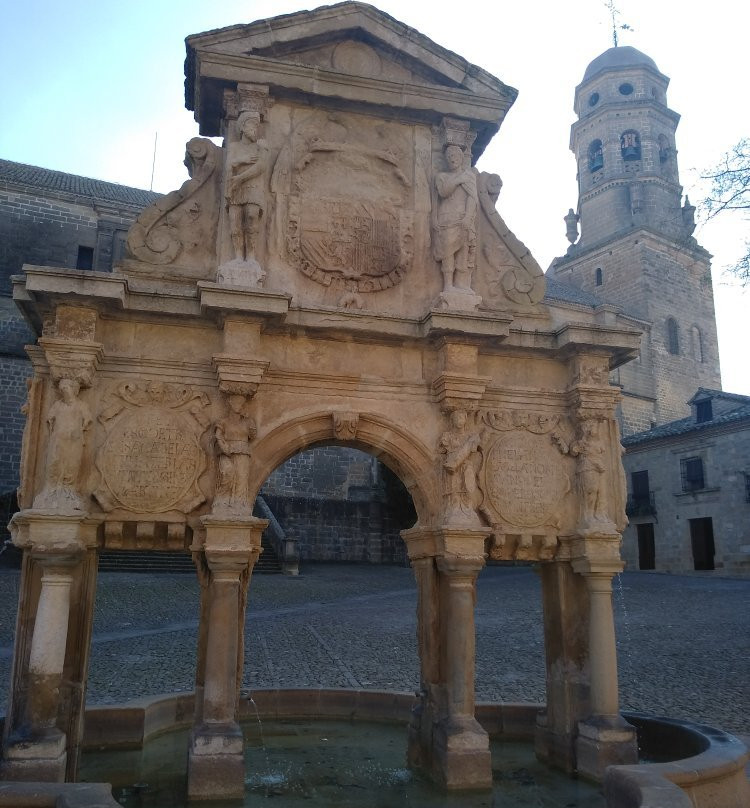 Fuente de Santa Maria景点图片