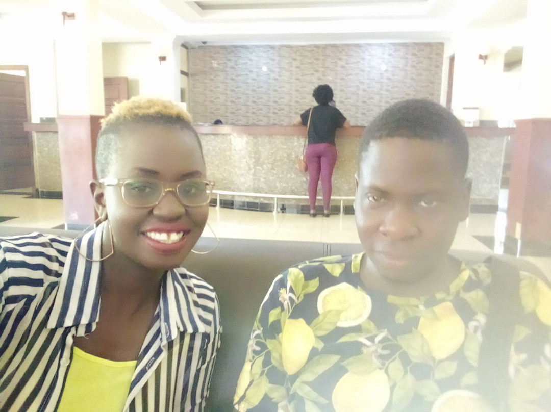 Pinecone Hotel主图