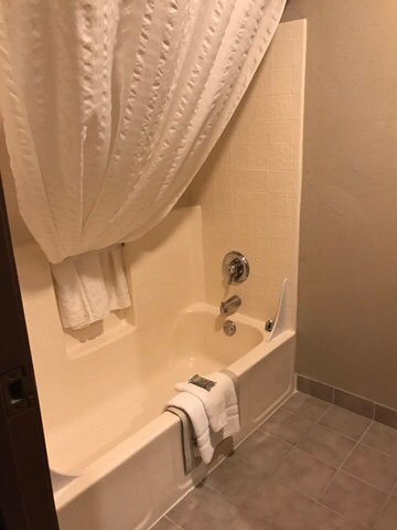 Best Western Inn At The Rogue-浴室