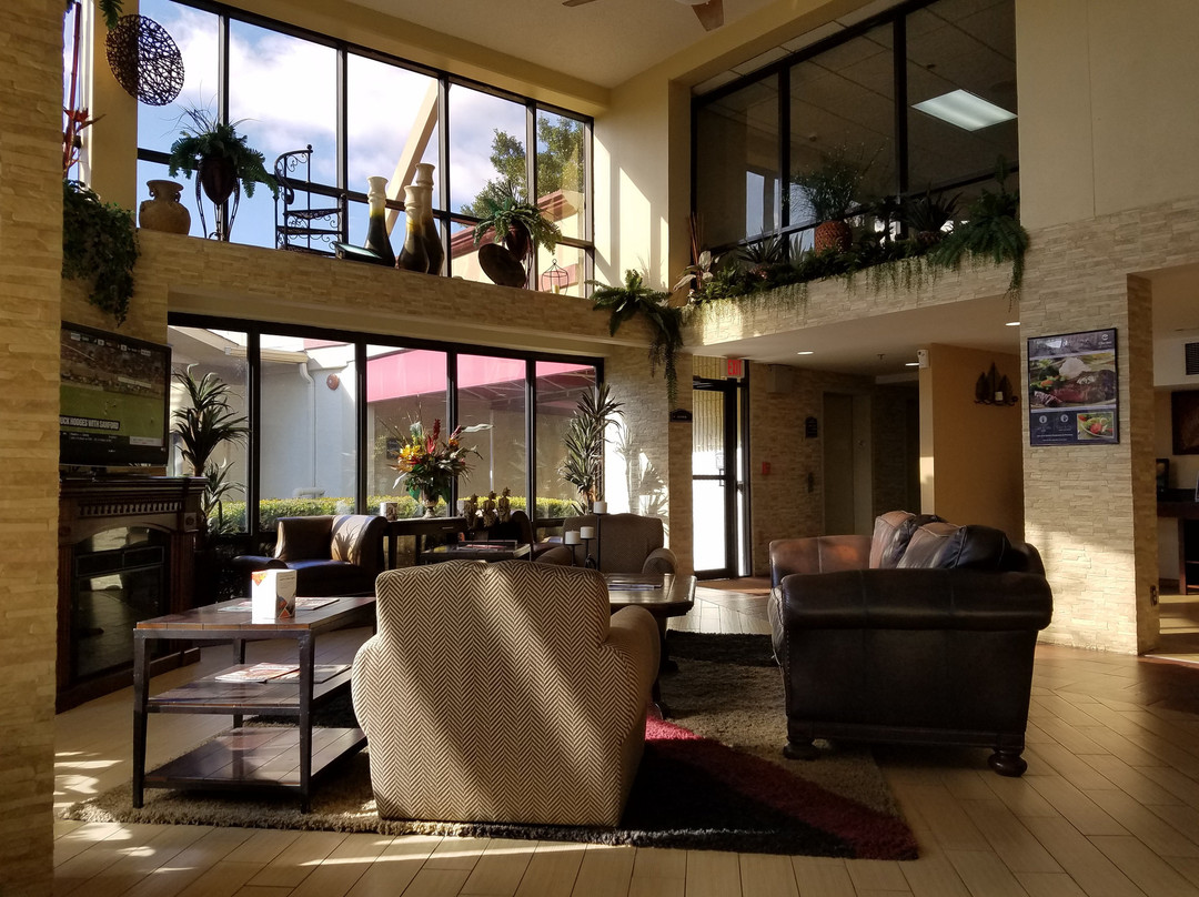 Clarion Hotel Broken Arrow - Tulsa主图