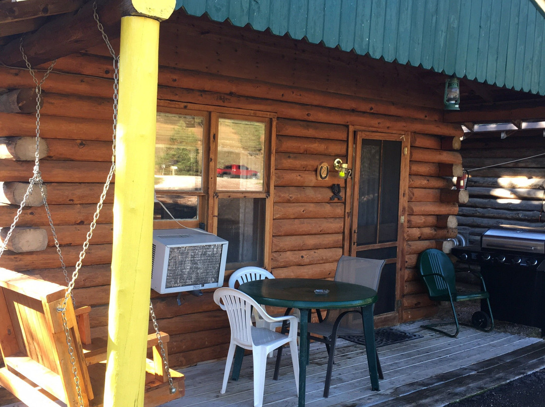 Janssen's Lodestone Motel & Cabins主图