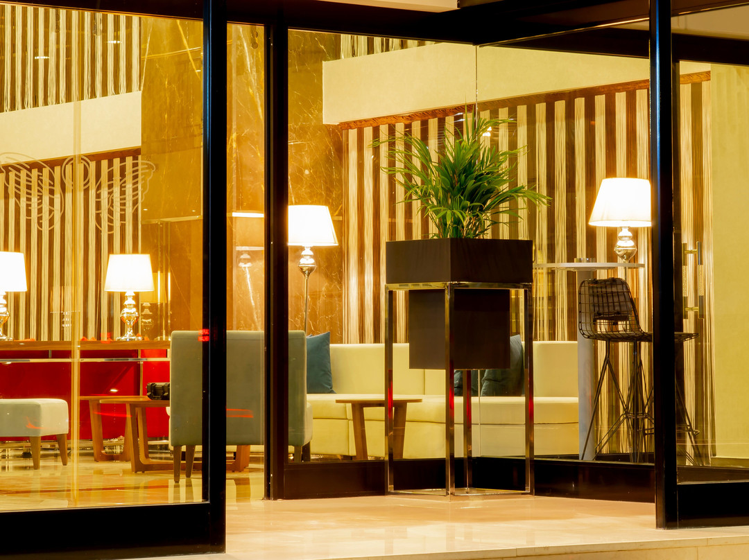 Angels Park Hotel主图