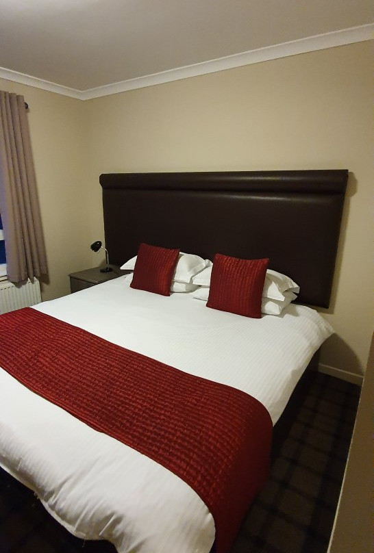 The Greenside Hotel主图