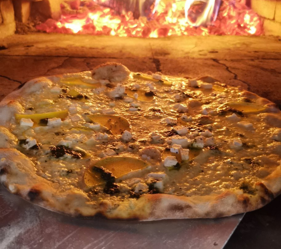 Pizza Tomáto