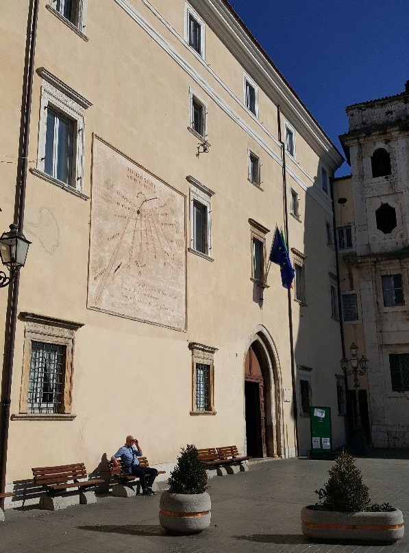 Palazzo Conti Gentili-Alatri必去景点