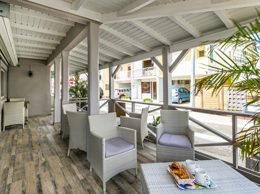 橡胶树酒店主图