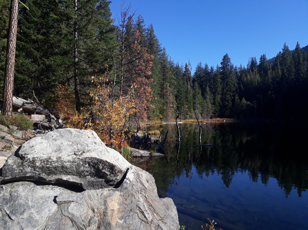 Hidden Lake Trailhead景点图片