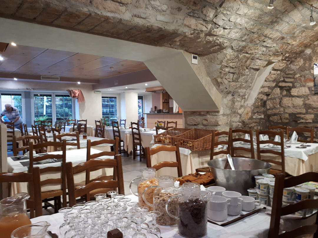 Logis Hôtel Rest. Family & Spa主图