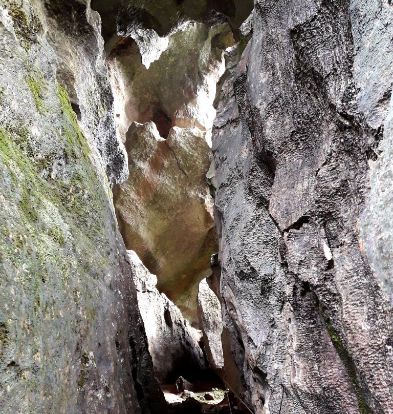Igbaclag Cave-圣雷米希奥必去景点