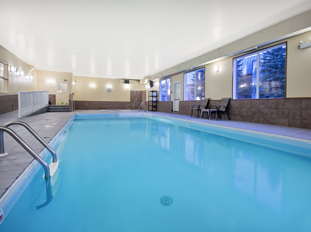 Ramada By Wyndham Prince Albert主图