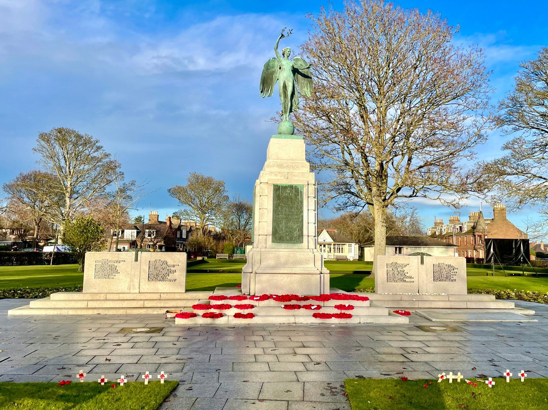 Montrose War Memorial景点图片
