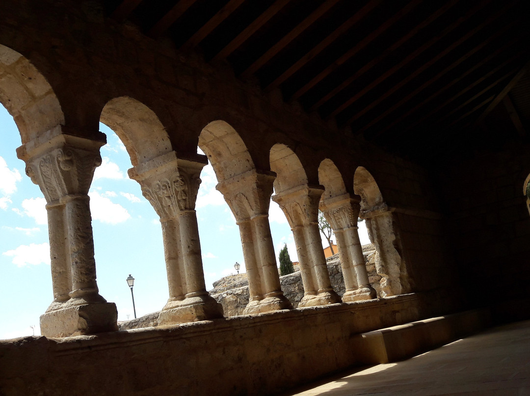 Iglesia de Santa Cristina-Barca必去景点