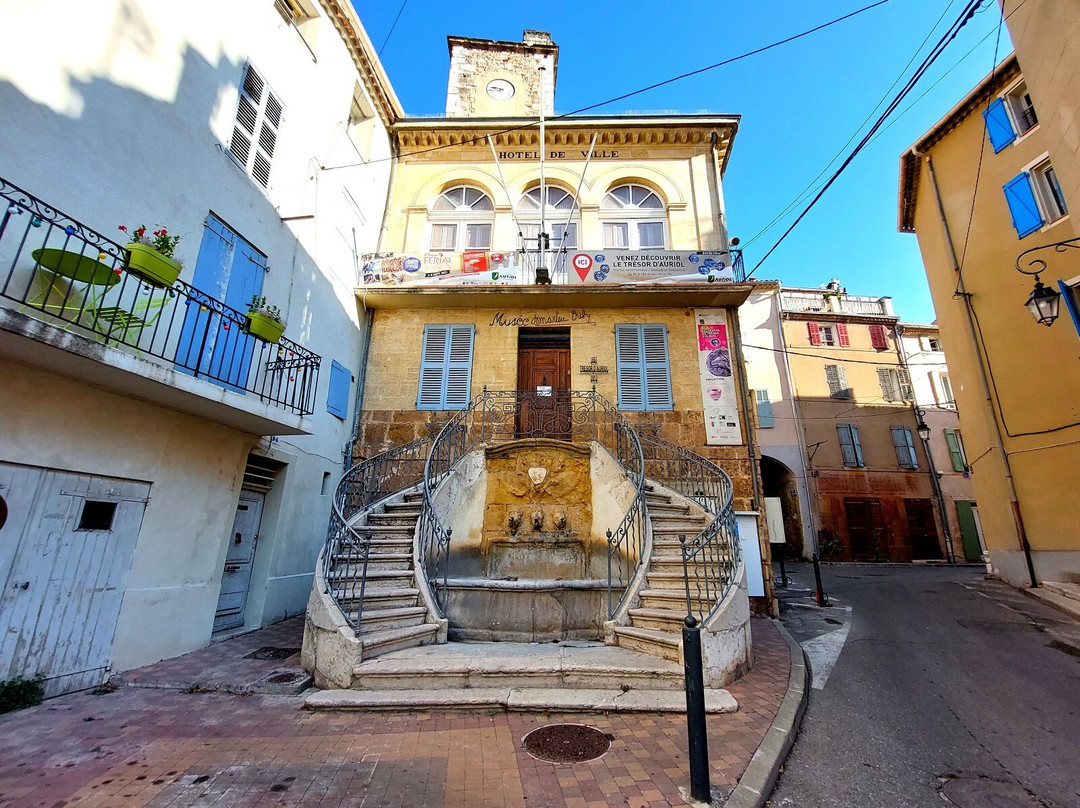 Le Centre Ancien D'auriol景点图片