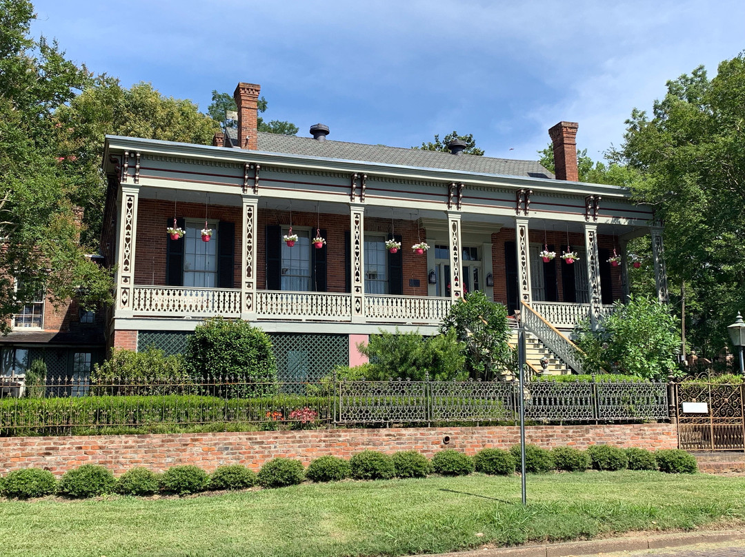 Corners Mansion Inn - A Bed and Breakfast主图