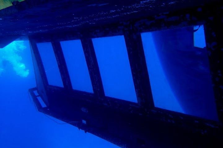 Yellow Submarine Kefalonia景点图片