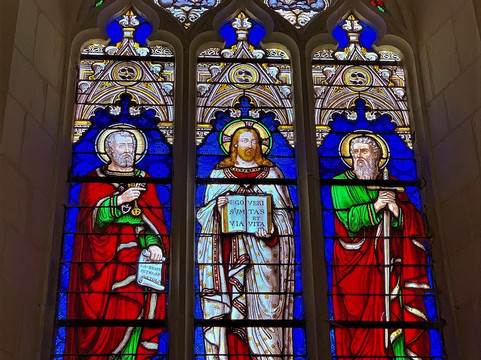 Eglise Saint-Pierre-Chaunay必去景点