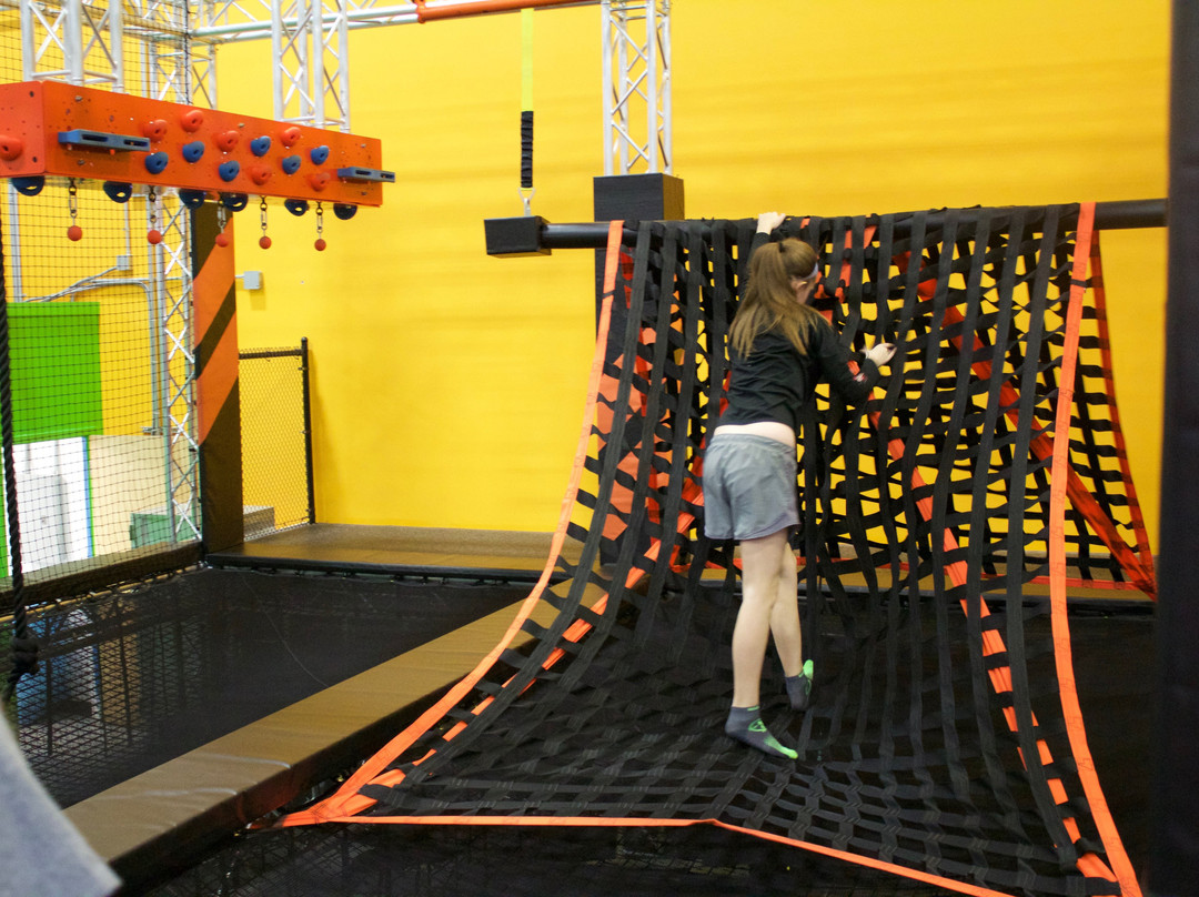 Rockin' Jump - The Ultimate Trampoline Park-特兰伯尔必去景点