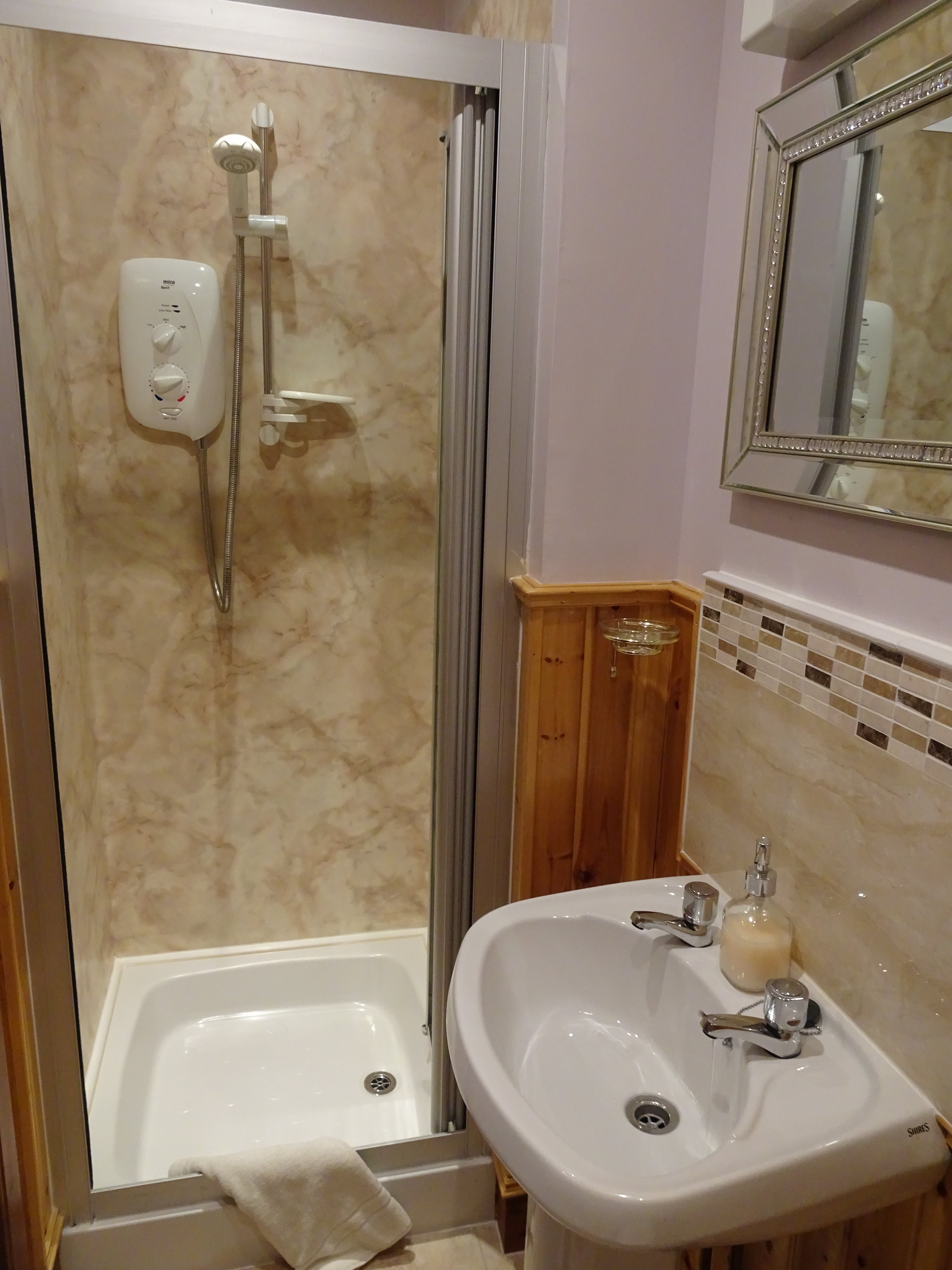 Ruisgarry Bed and Breakfast-浴室
