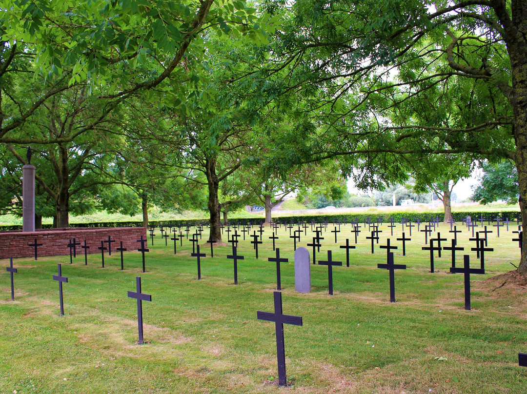Steenwerck German military cemetery景点图片
