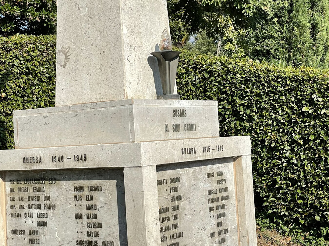 Monumento Ai Caduti景点图片