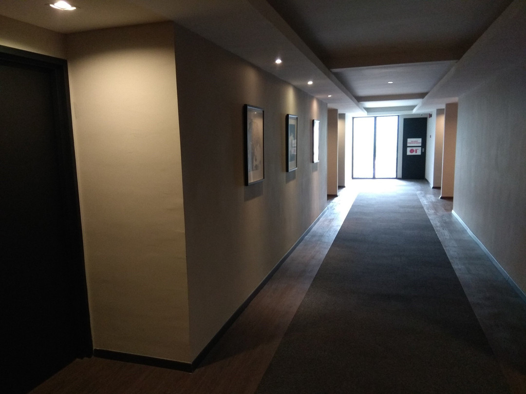 Tropics Eight Suites主图