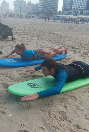 Surf With Itay-特拉维夫必去景点