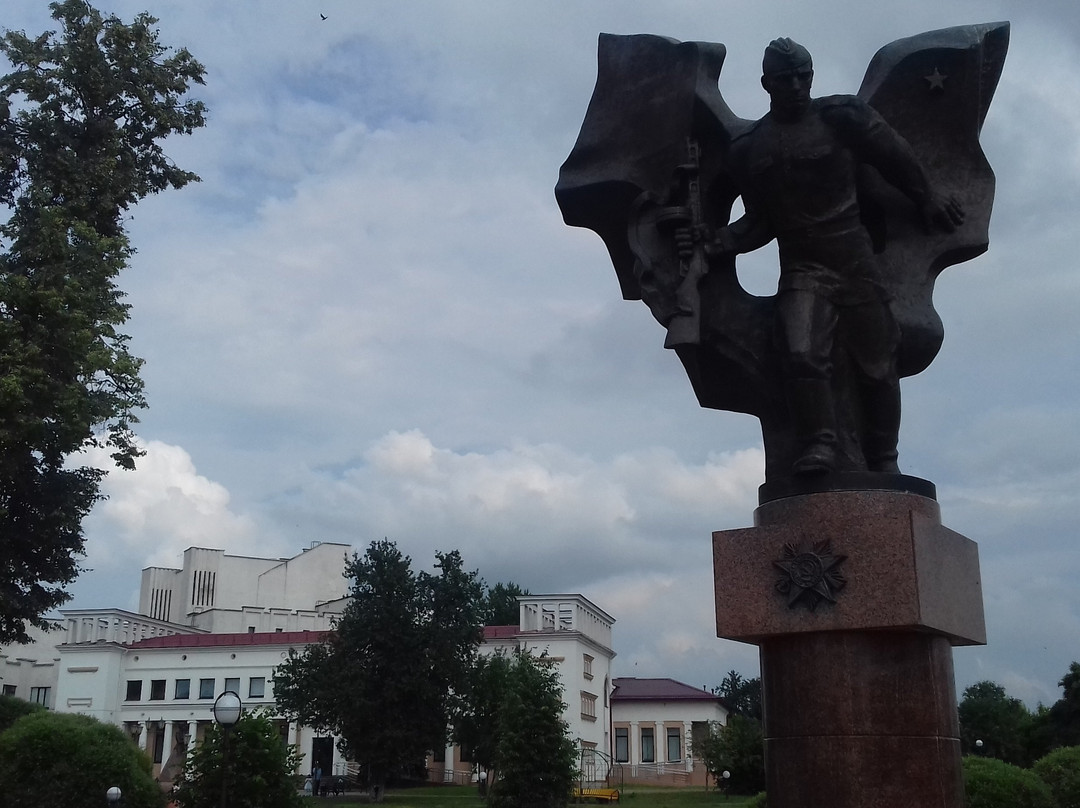 Monument to the Soldiers Who Died During the Great Patriotic War-Slutsk必去景点
