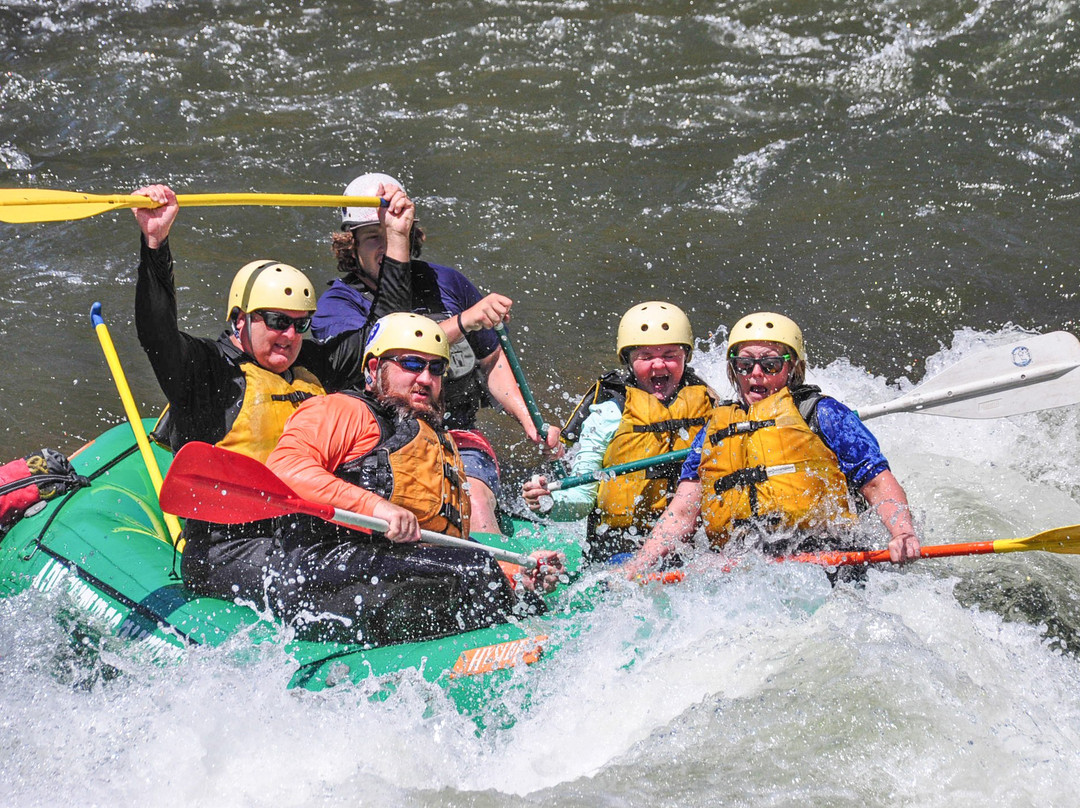 Adventures in Whitewater-Dumont必去景点