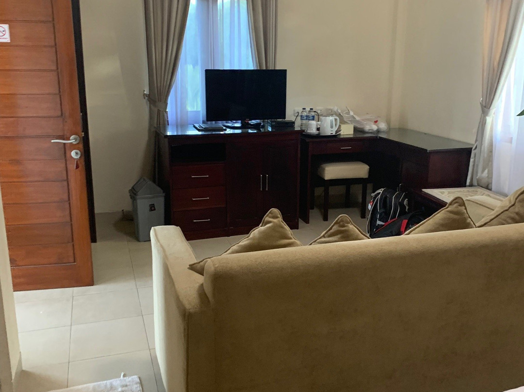 Sunrise Resort Batu Karas Hotel主图