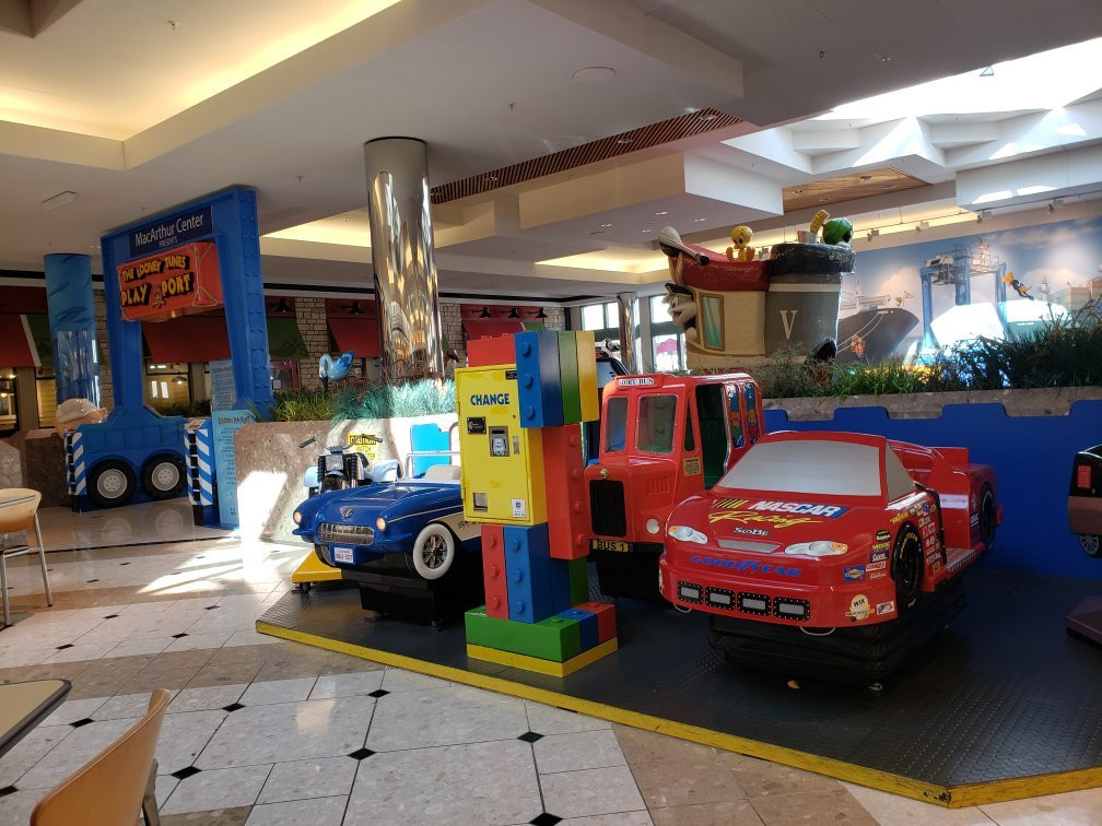 MacArthur Center-诺福克必去景点