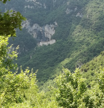 Gola del Bottaccione-古比奥必去景点