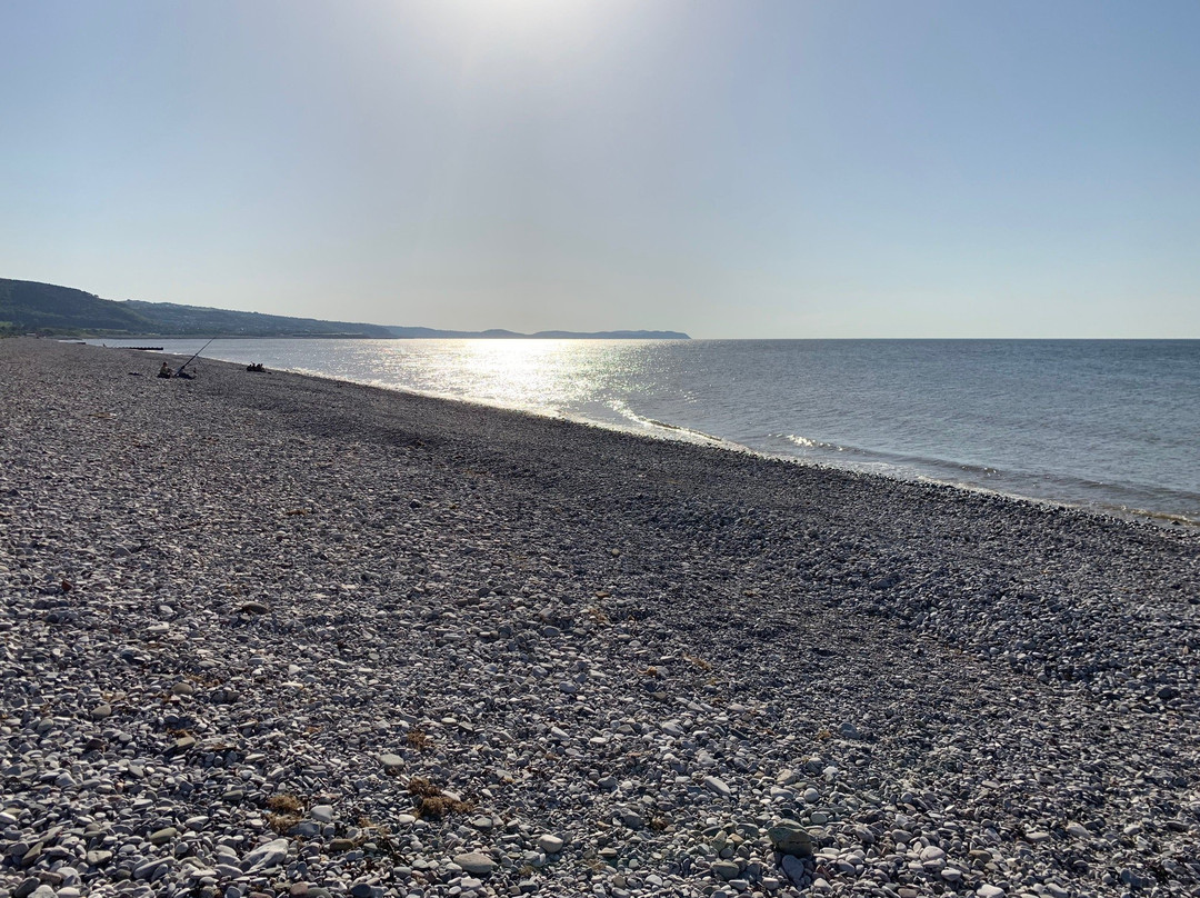 Pensarn Beach景点图片