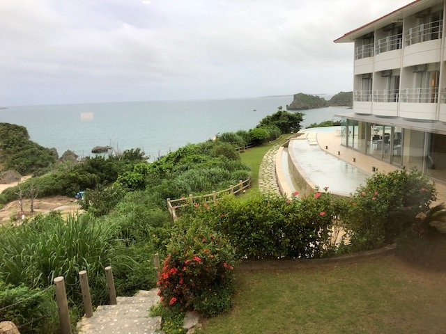 滨比嘉岛度假酒店主图