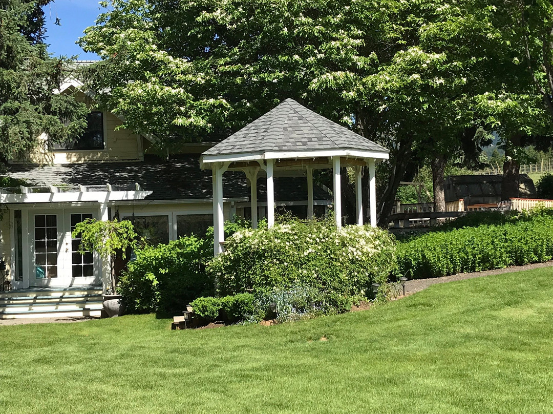 Mt. Hood Bed and Breakfast主图