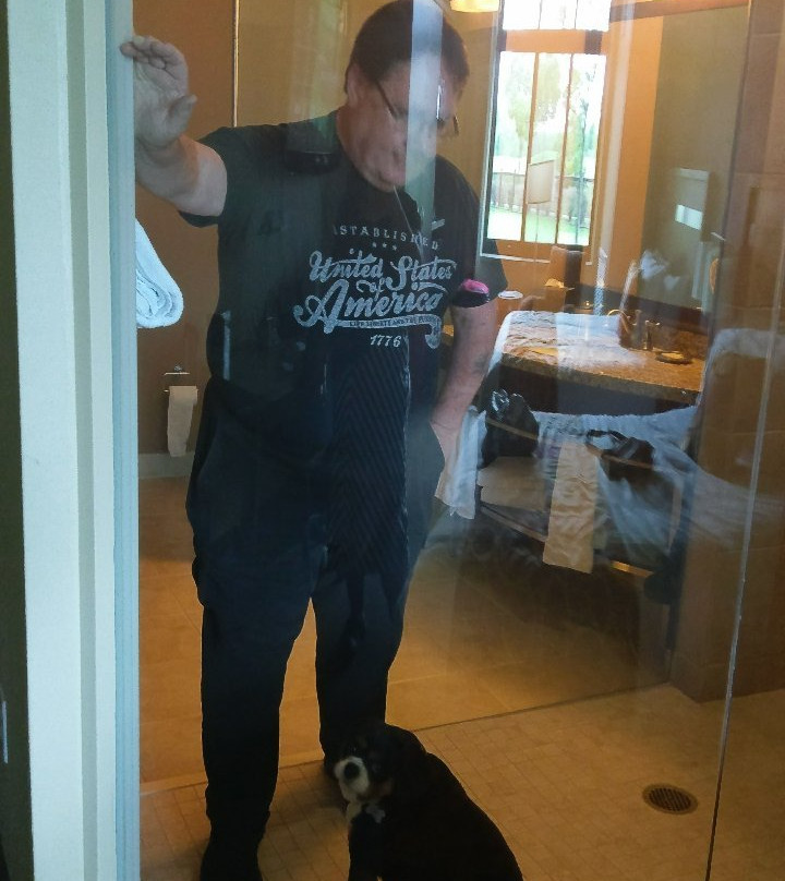 Riverside Casino & Golf Resort主图