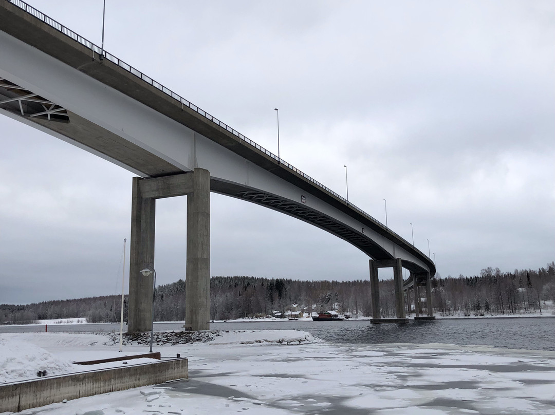 Puumalansalmen silta ja näköalahissi-Puumala必去景点