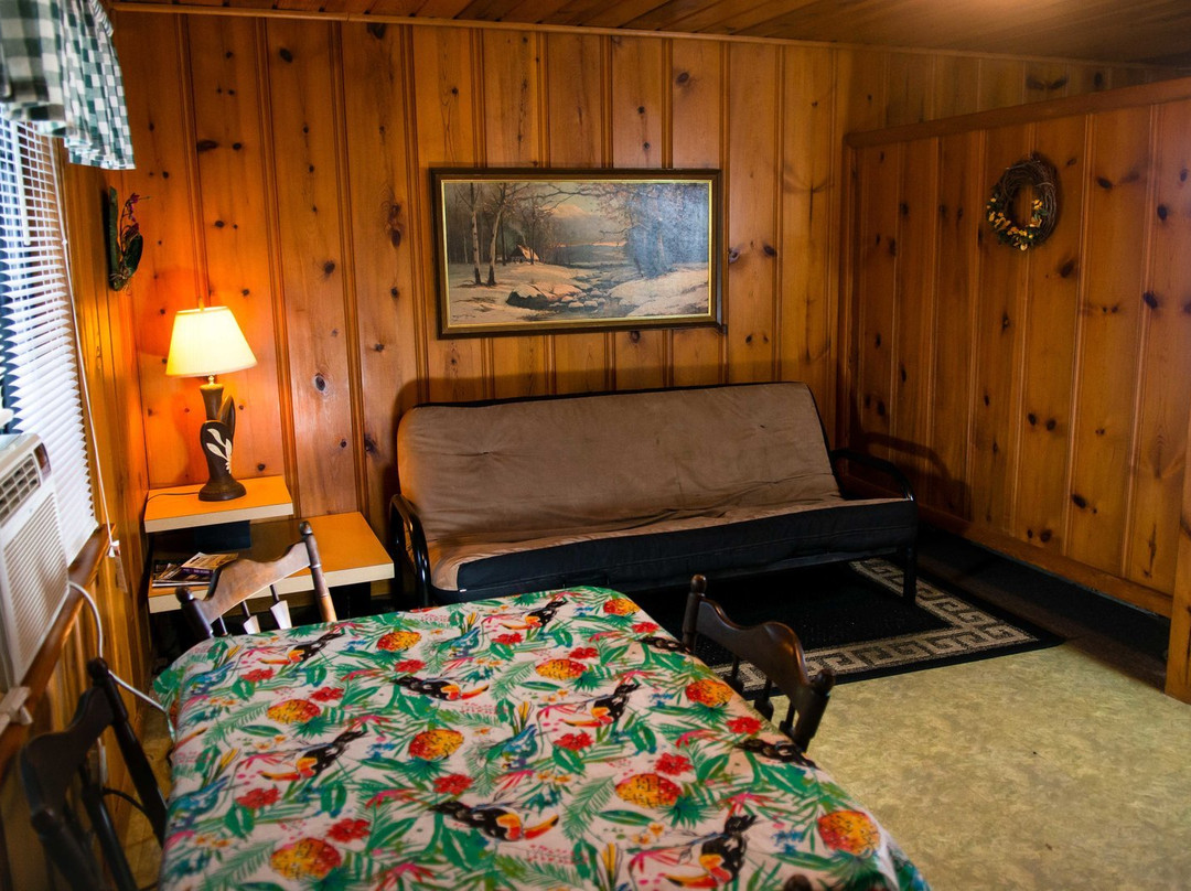 Crooked Hook Resort主图