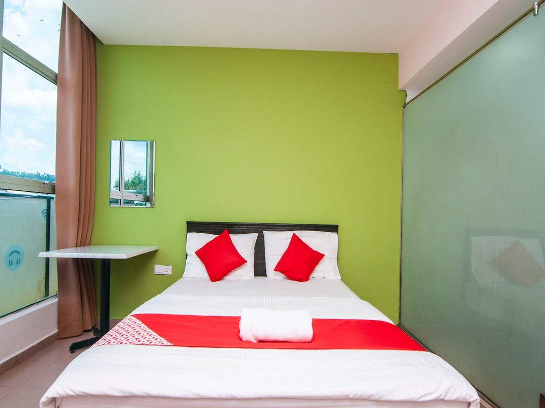 OYO 816 Hotel De Kiara主图