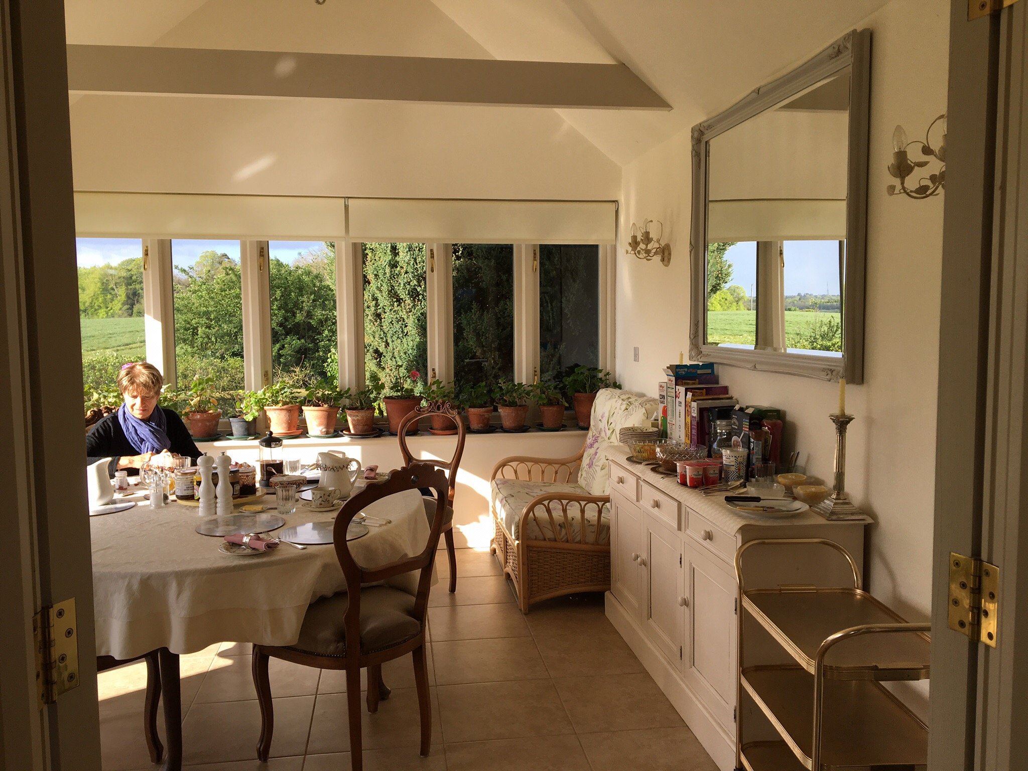 Meadow House-官方