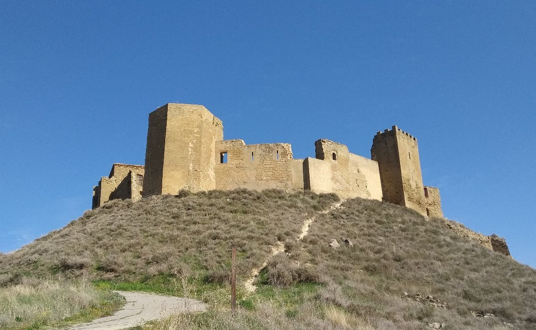 Castillo de Montearagon-Quicena必去景点