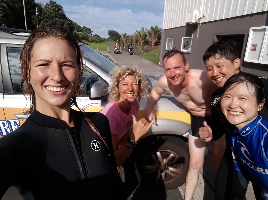 Surf City Surf School New Plymouth景点图片