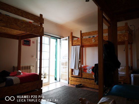 Hike & Surf Lodge